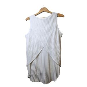 🌼3 for $15🦋 BAR‎ 111 Sleeveless Top Criss Cross Back Pleated White  Medium